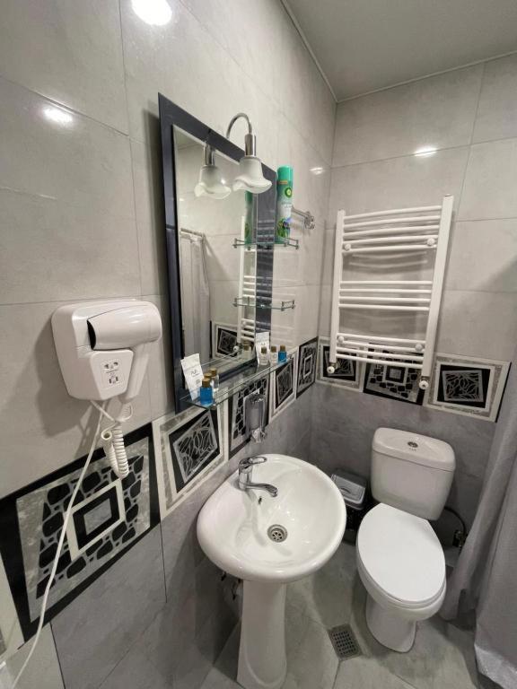 טביליסי Aa Hotel מראה חיצוני תמונה